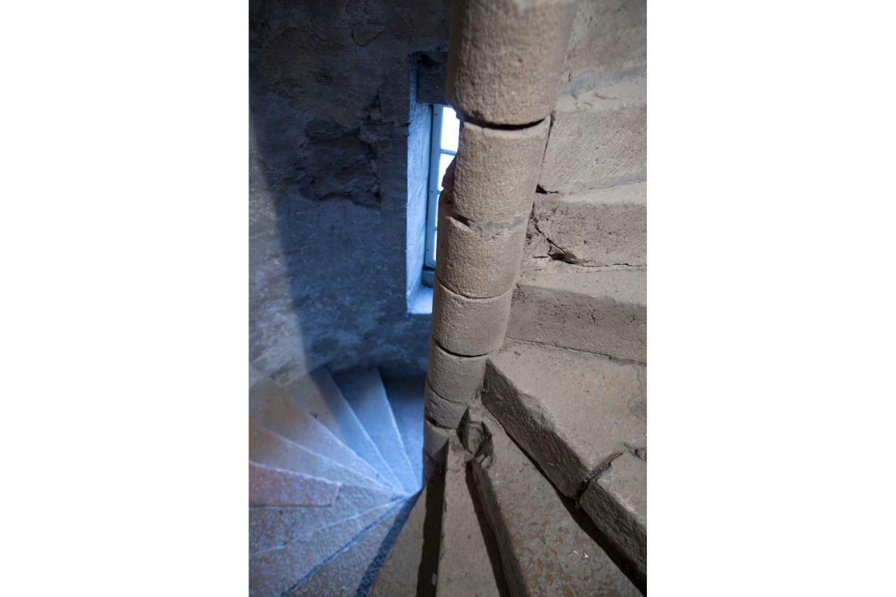 Gites Du Beffroi Нюи-Сен-Жорж Экстерьер фото